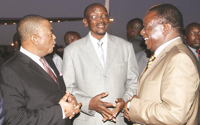 Mnangagwa, VPs must declare assets first