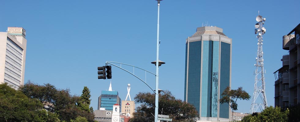 Zimbabwe faces financial meltdown