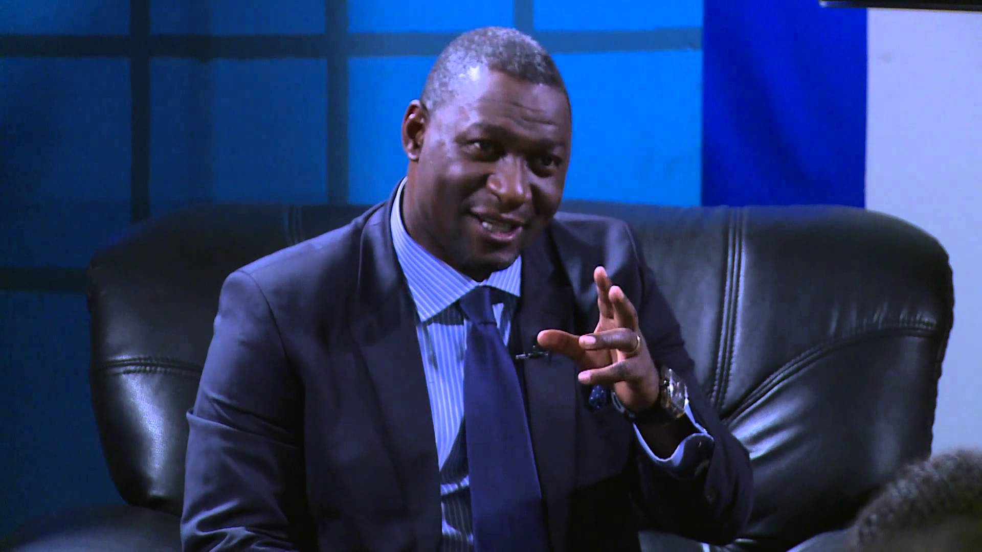 Mandiwanzira moves to reduce EcoCash dominance