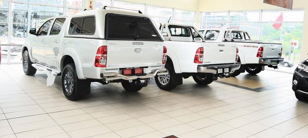 Forex crunch knocks vehicle sales