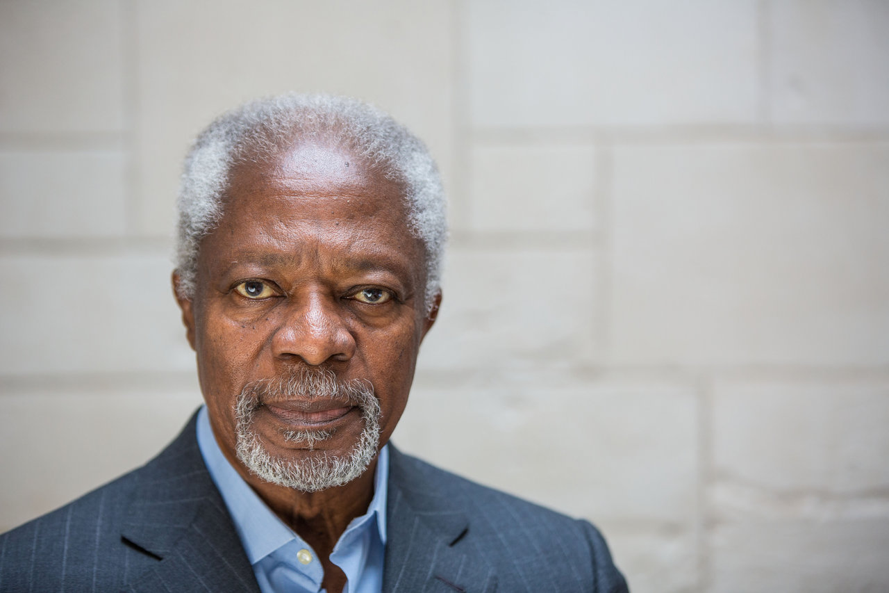 Kofi Annan heads to Harare