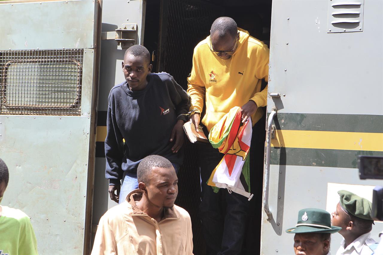 Evan Mawarire, Mutasa seek removal from remand