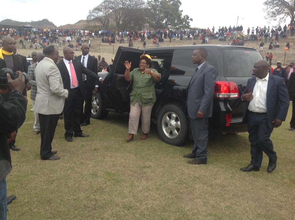 Low turnout at Mujuru rally