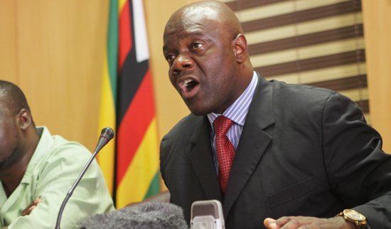 Mutambara, Chihuri in court over water arrears