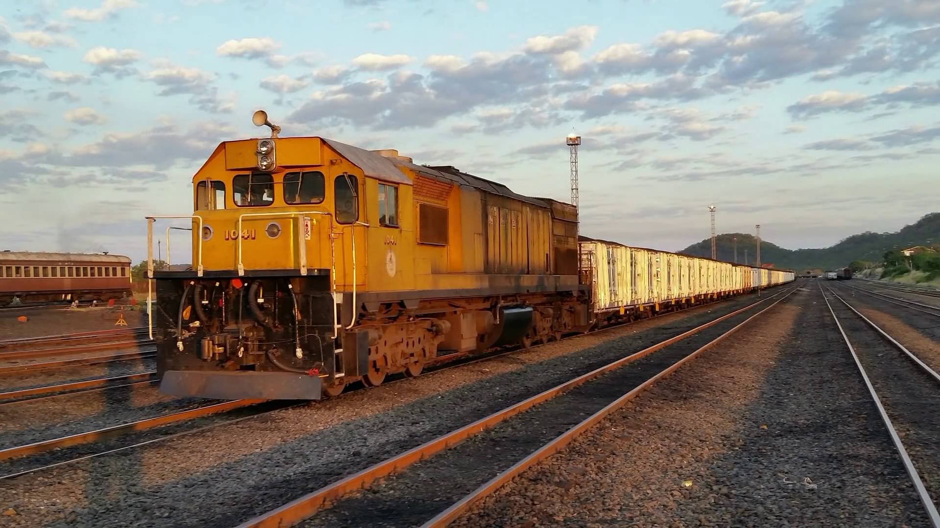 'NRZ must pursue SA mineral claims'