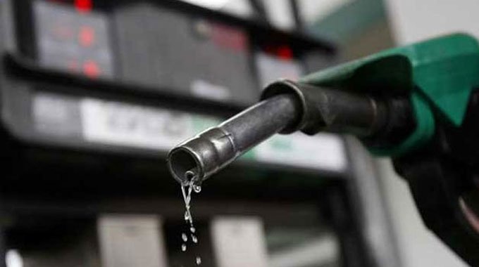 Mnangagwa tackles fuel prices, liquidity