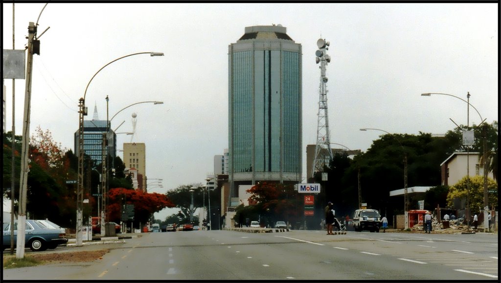 Cash crisis and bank power politics in Zimbabwe